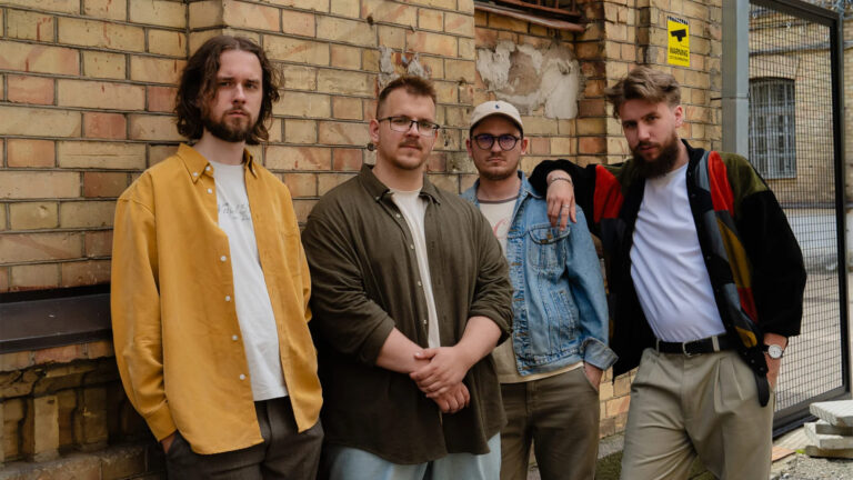 SHWR band