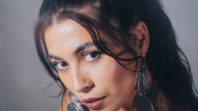 EVAYA