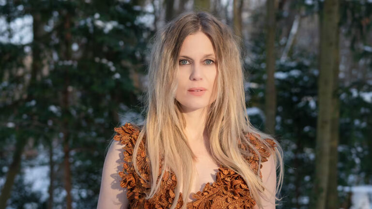 Myrkur